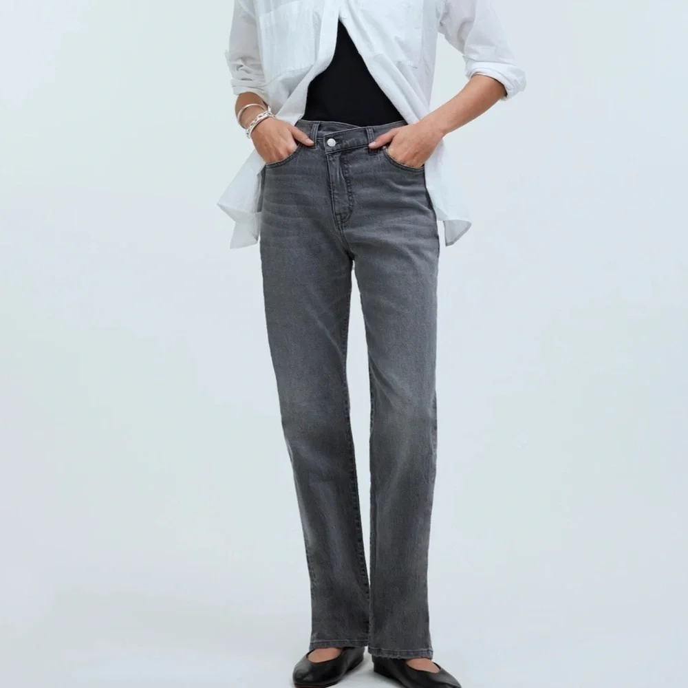 Madewell The '90s Straight Jean in Burwick Wash: Cross-Tab Edition burwick